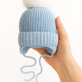 Б-298 Шапочка вязаная с молочным понпоном, голубой