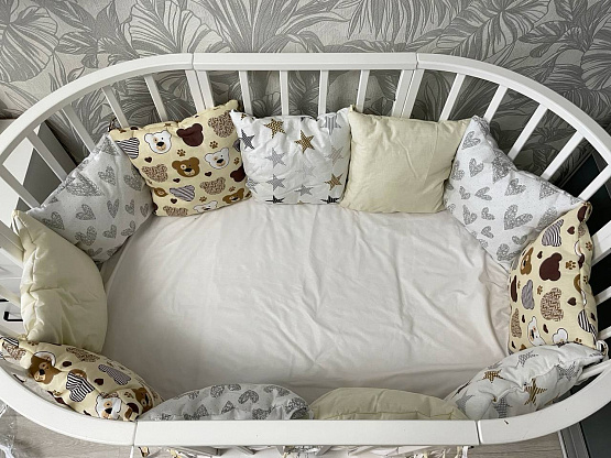 0332 Бортики в кроватку 12 шт с постельным бельем 