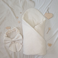 № 447 Комплект на выписку «Пломбирчик» , молочный муслин, лето