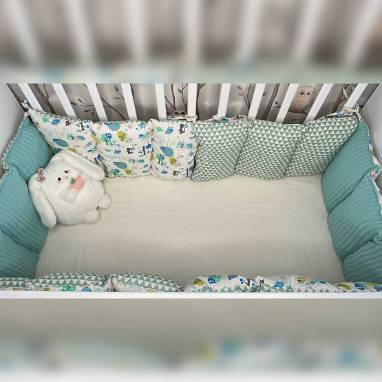 0335 Бортики в кроватку. Мята