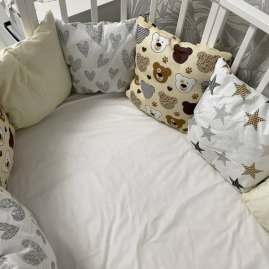 0332 Бортики в кроватку 