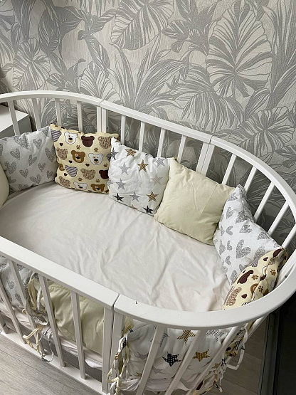 0332 Бортики в кроватку 12 шт с постельным бельем 